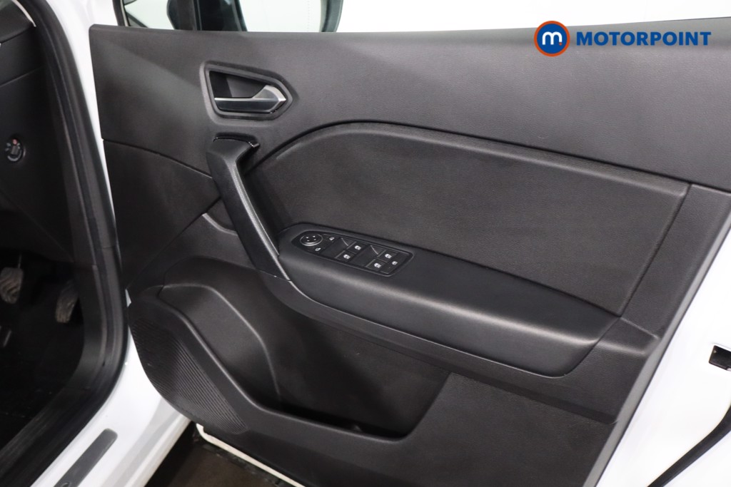 Renault Captur Limited Manual Petrol SUV - Stock Number (1608578) - 22nd supplementary image