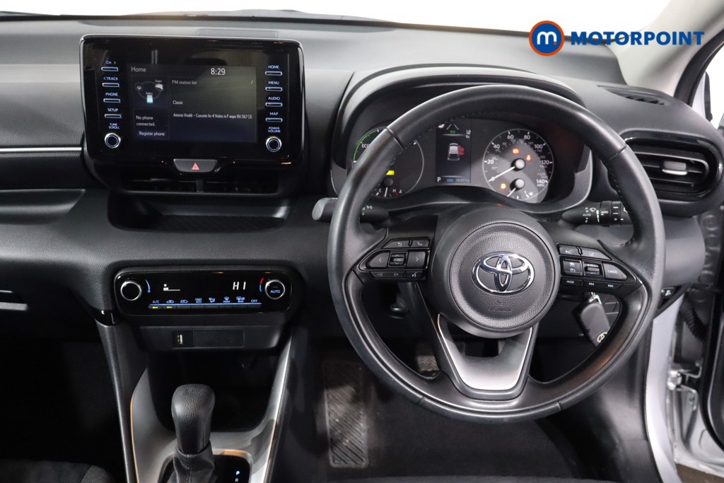 Toyota Yaris Icon Automatic Petrol-Electric Hybrid Hatchback - Stock Number (1608770) - 3rd supplementary image