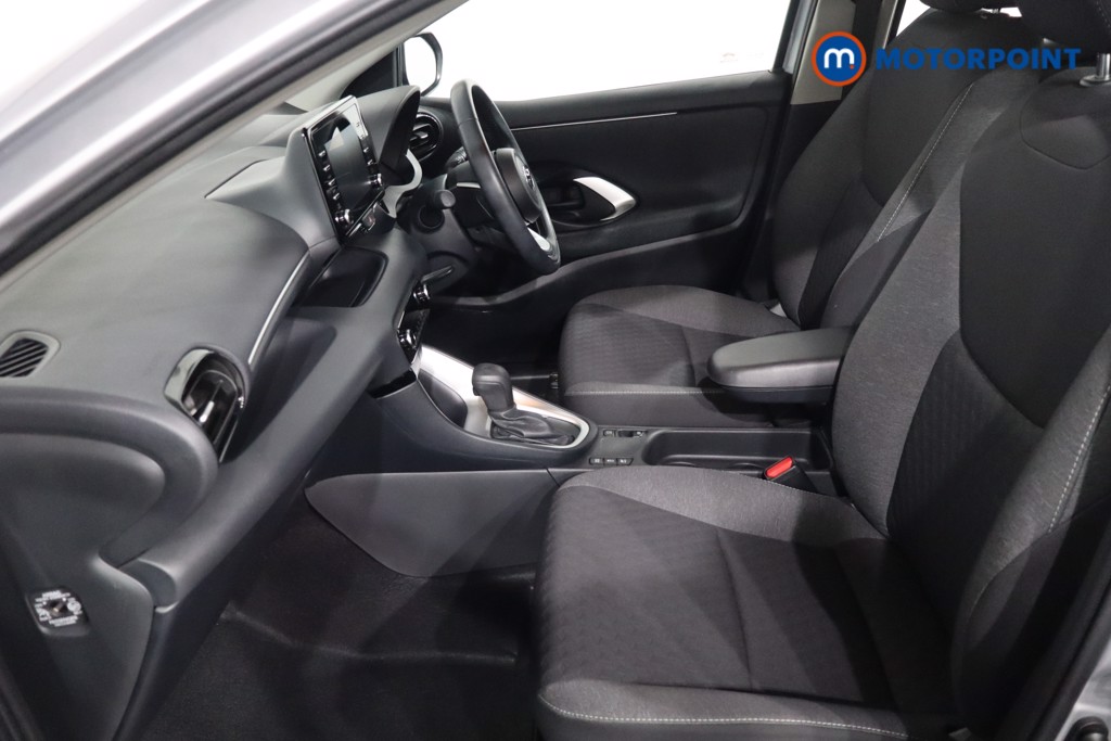 Toyota Yaris Icon Automatic Petrol-Electric Hybrid Hatchback - Stock Number (1608770) - 4th supplementary image