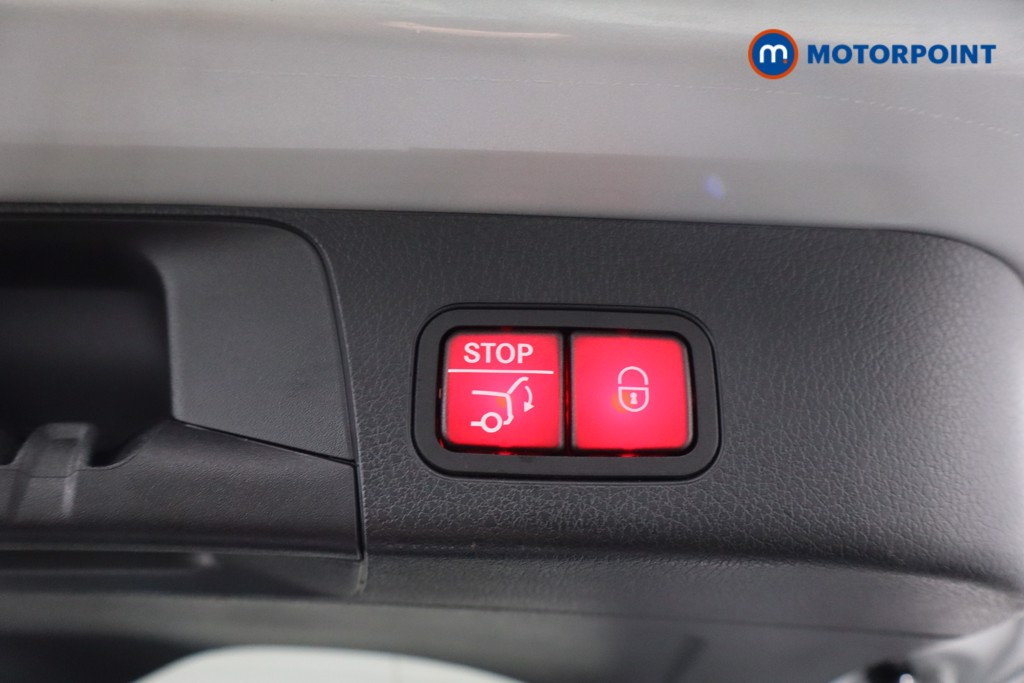 Mercedes-Benz GLB Amg Line Automatic Diesel SUV - Stock Number (1608776) - 38th supplementary image