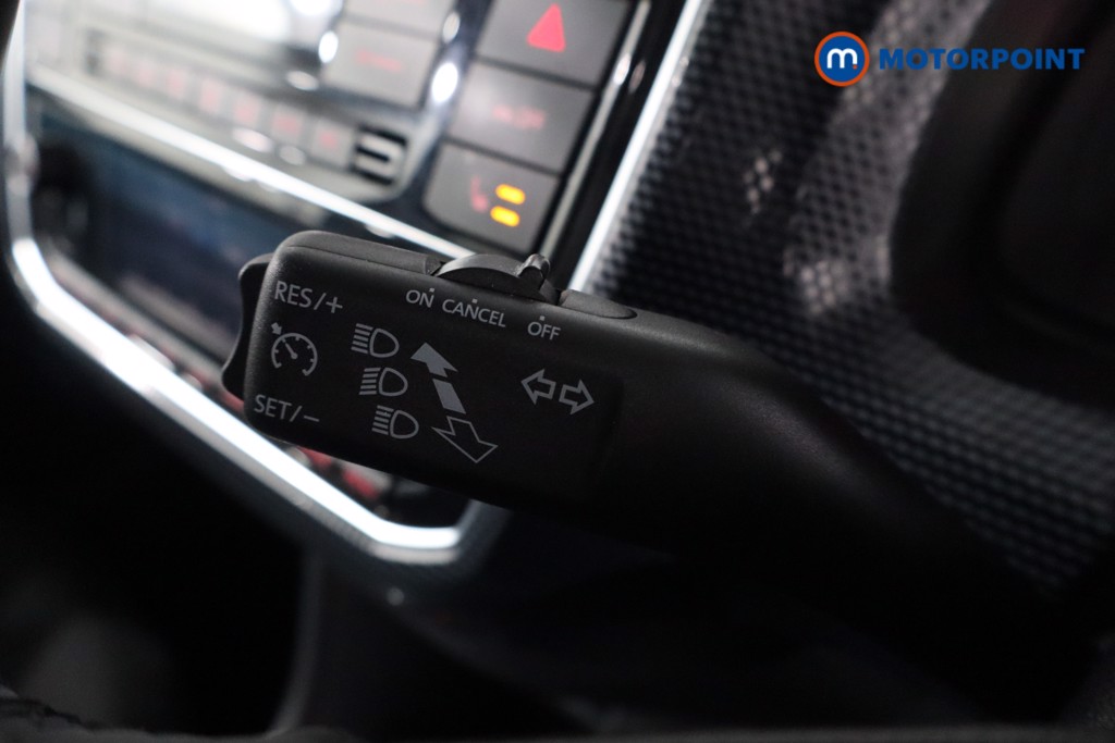 Volkswagen UP E-Up Automatic Electric Hatchback - Stock Number (1608940) - 14th supplementary image