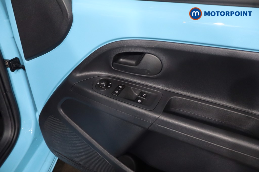 Volkswagen UP E-Up Automatic Electric Hatchback - Stock Number (1608940) - 24th supplementary image