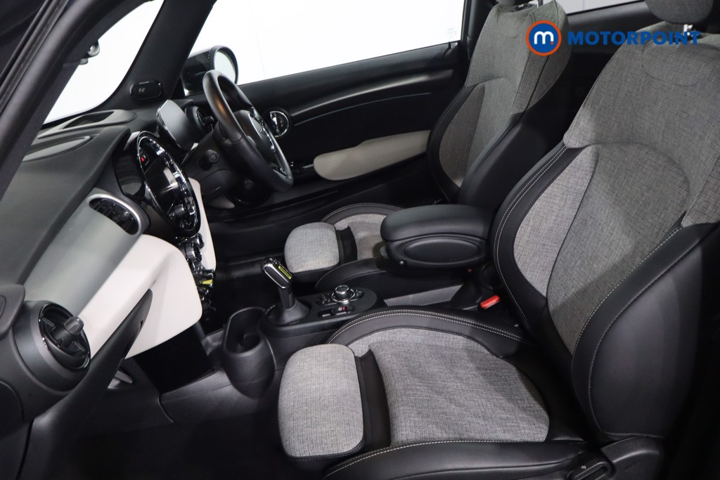 Mini Hatchback Cooper S Collection Edition Automatic Electric Hatchback - Stock Number (1608945) - 4th supplementary image