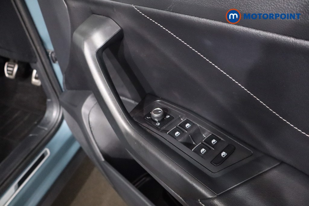 Volkswagen T-Roc R-Line Manual Petrol SUV - Stock Number (1608964) - 23rd supplementary image