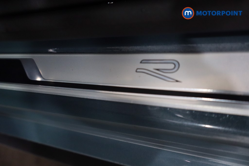 Volkswagen T-Roc R-Line Manual Petrol SUV - Stock Number (1608964) - 33rd supplementary image