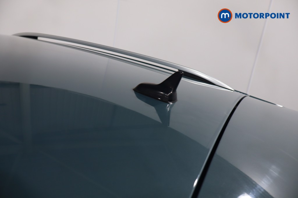 Volkswagen T-Roc R-Line Manual Petrol SUV - Stock Number (1608964) - 34th supplementary image