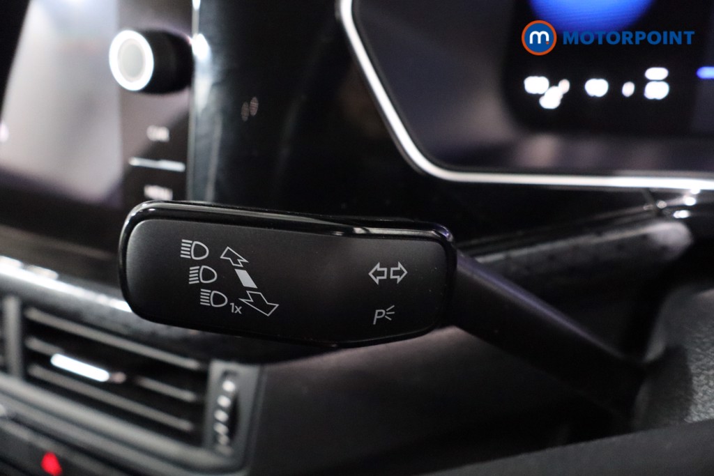 Volkswagen T-Cross SEL Manual Petrol SUV - Stock Number (1609003) - 14th supplementary image