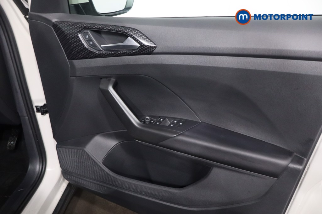 Volkswagen T-Cross SEL Manual Petrol SUV - Stock Number (1609003) - 22nd supplementary image