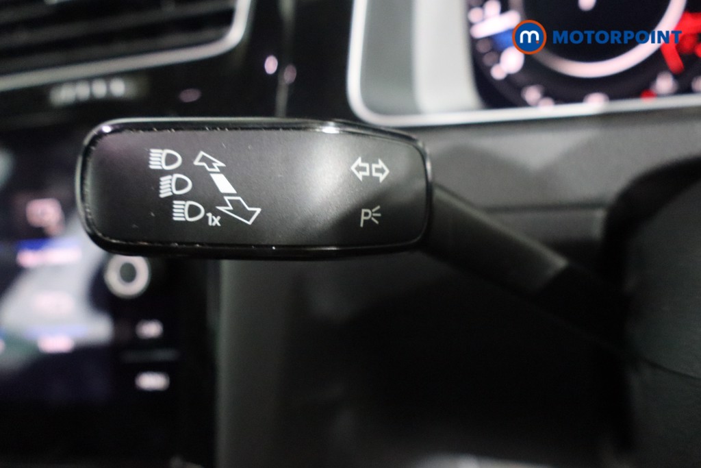 Volkswagen Golf R Automatic Petrol Hatchback - Stock Number (1597779) - 15th supplementary image