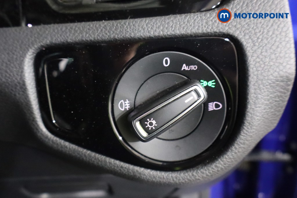 Volkswagen Golf R Automatic Petrol Hatchback - Stock Number (1597779) - 17th supplementary image