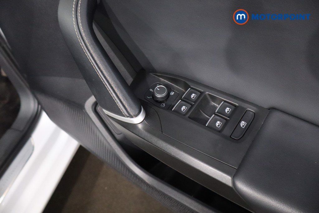 Seat Leon Xcellence Automatic Petrol Plug-In Hybrid Hatchback - Stock Number (1594647) - 22nd supplementary image