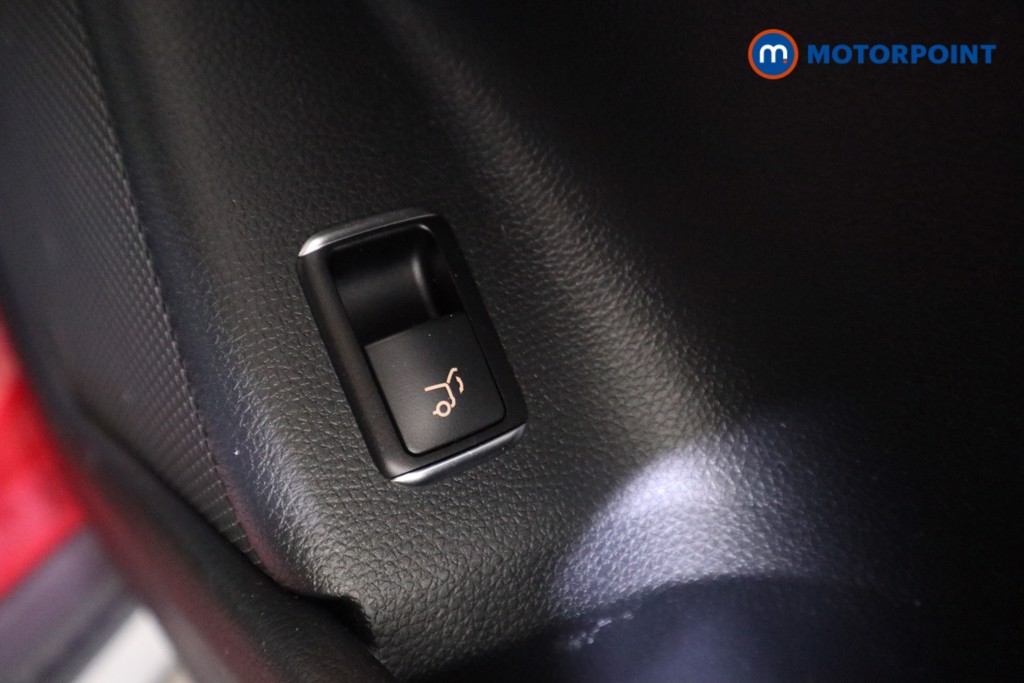 Mercedes-Benz GLA Amg Line Automatic Diesel SUV - Stock Number (1596005) - 11th supplementary image