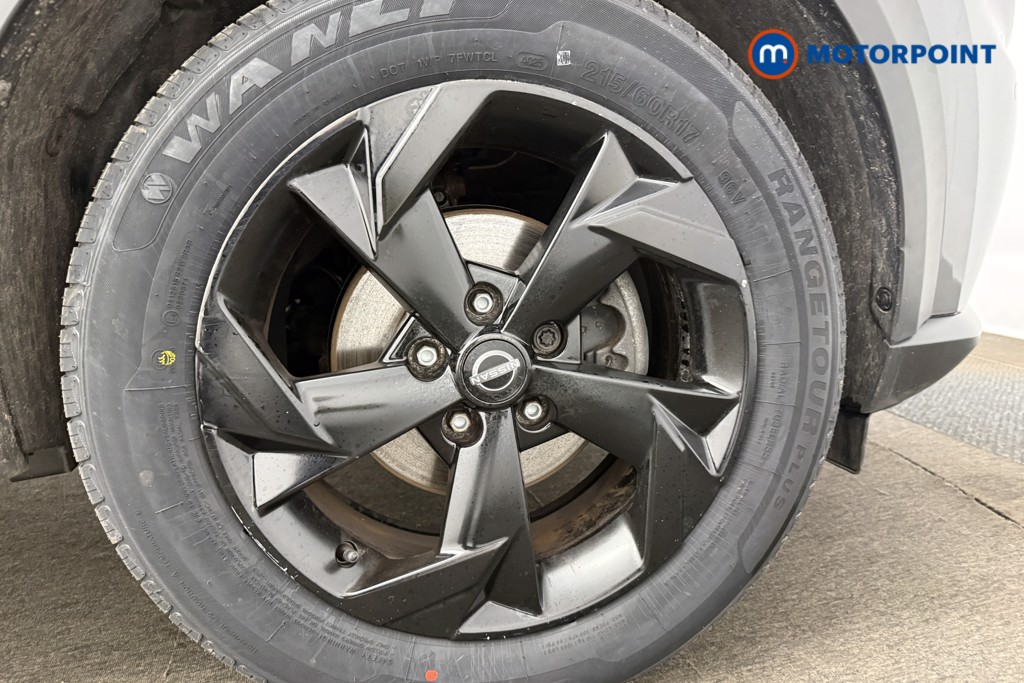 Nissan Juke N-Connecta Automatic Petrol-Electric Hybrid SUV - Stock Number (1597815) - 11th supplementary image