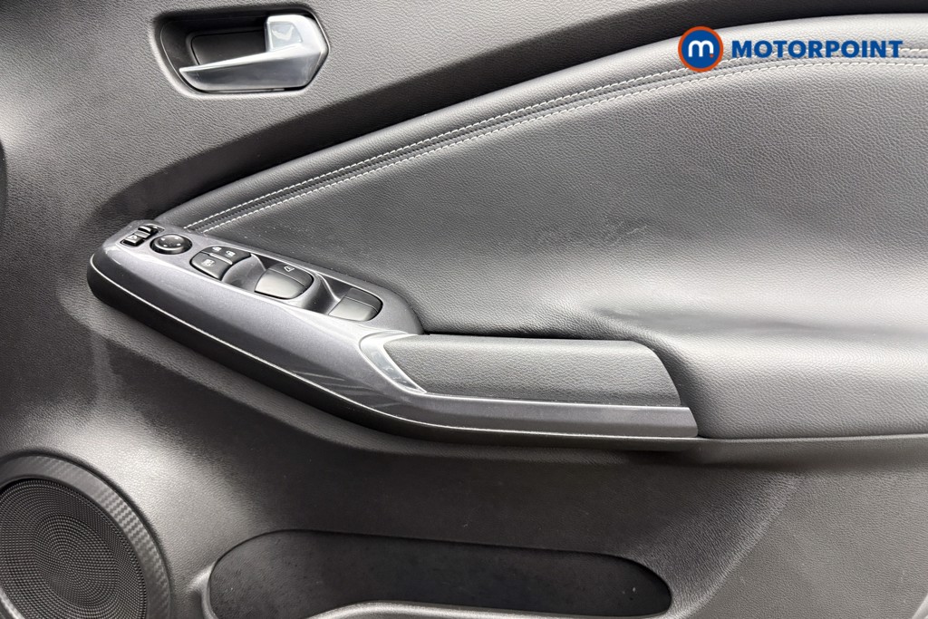 Nissan Juke N-Connecta Automatic Petrol-Electric Hybrid SUV - Stock Number (1597815) - 18th supplementary image