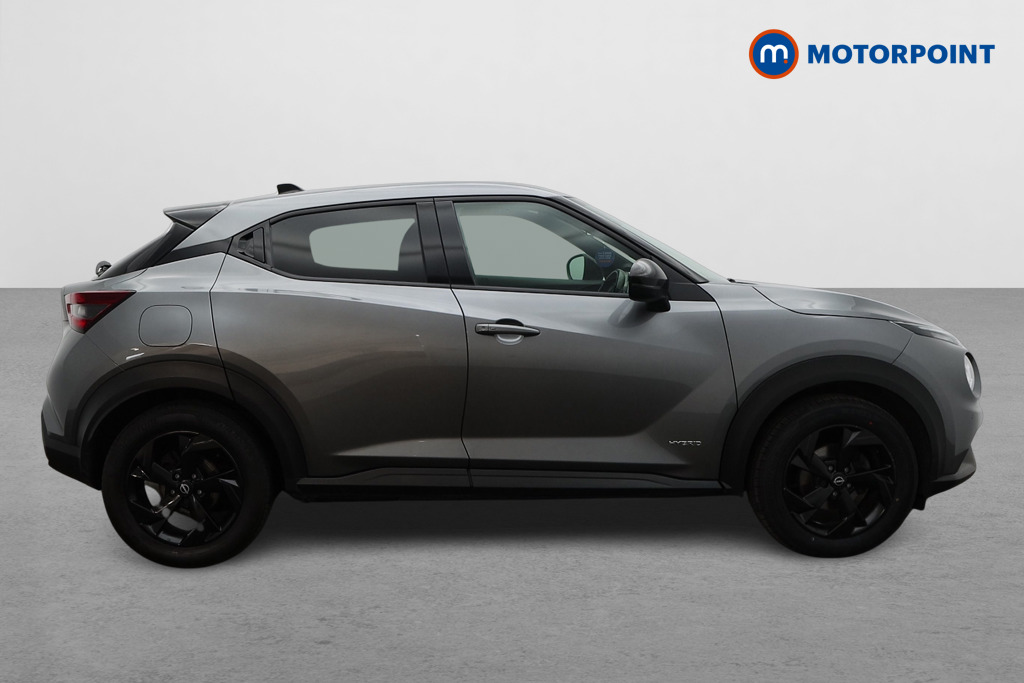 Nissan Juke N-Connecta Automatic Petrol-Electric Hybrid SUV - Stock Number (1597815) - Drivers side