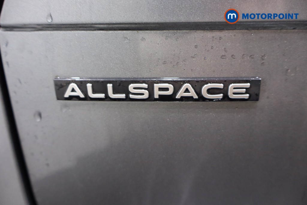 Volkswagen Tiguan Allspace Life Automatic Petrol SUV - Stock Number (1598379) - 34th supplementary image