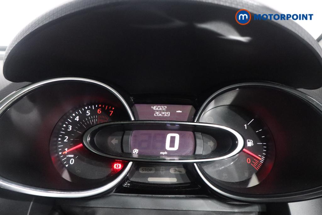 Renault Clio Iconic Manual Petrol Hatchback - Stock Number (1599921) - 4th supplementary image
