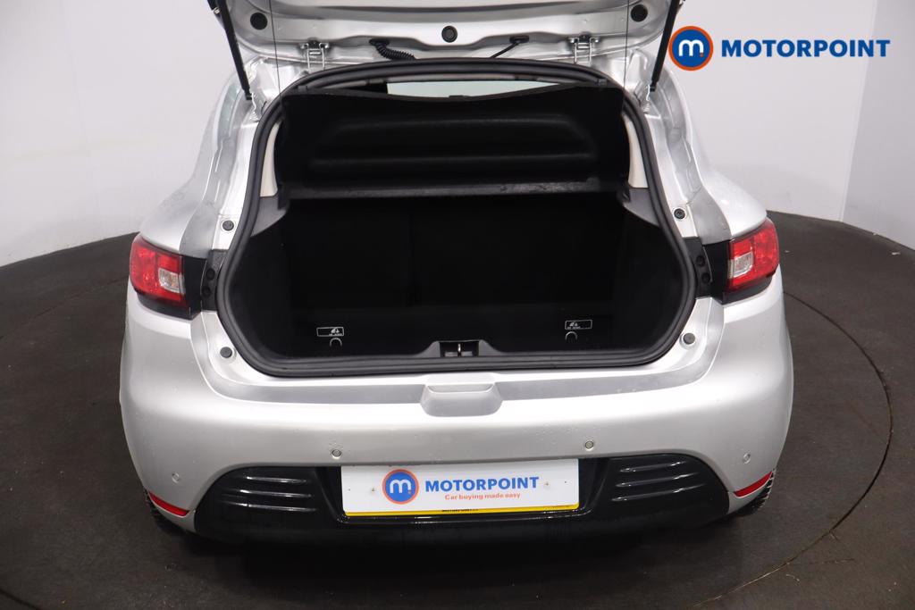 Renault Clio Iconic Manual Petrol Hatchback - Stock Number (1599921) - 16th supplementary image