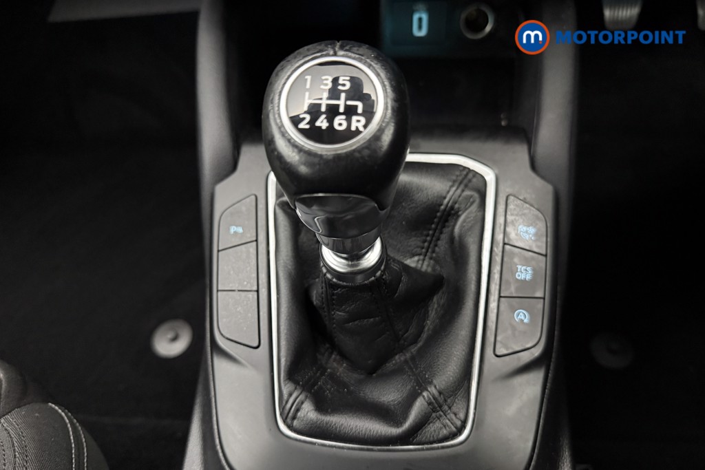 Ford Focus Titanium Manual Petrol Hatchback - Stock Number (1600271) - 7th supplementary image