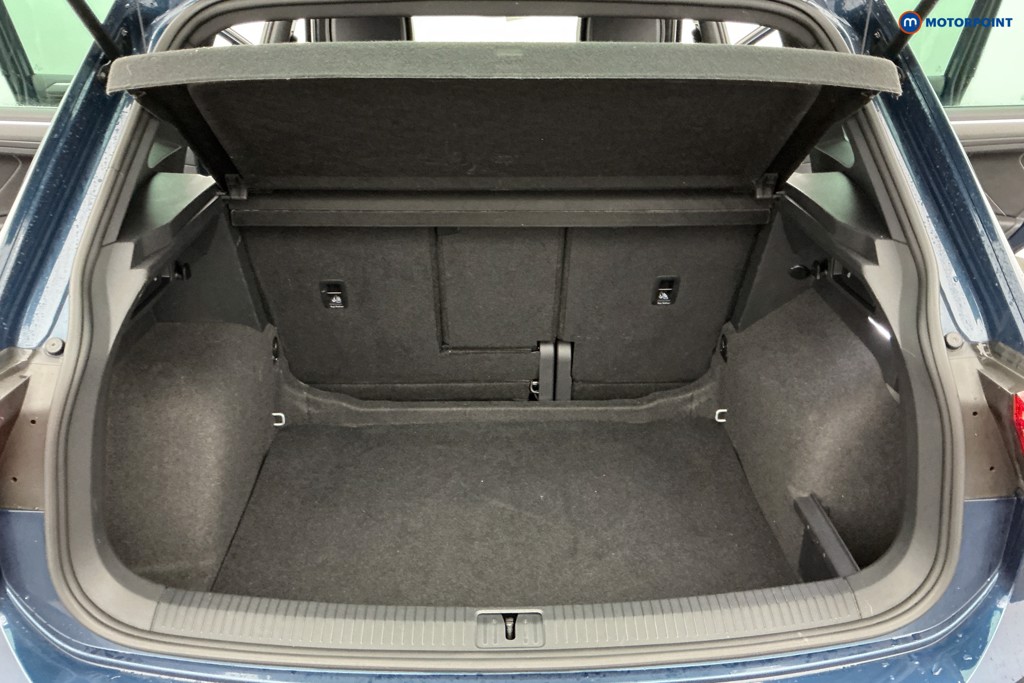 Volkswagen Tiguan R-Line Automatic Petrol SUV - Stock Number (1601001) - 4th supplementary image