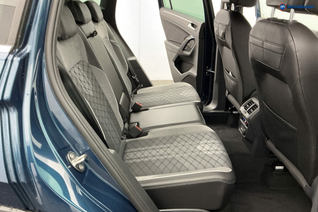 Volkswagen Tiguan R-Line Automatic Petrol SUV - Stock Number (1601001) - 7th supplementary image
