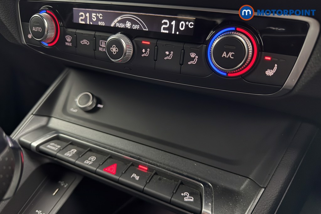 Audi Q3 Black Edition Automatic Petrol SUV - Stock Number (1601092) - 13th supplementary image