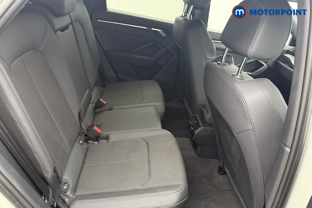 Audi Q3 Black Edition Automatic Petrol SUV - Stock Number (1601092) - 22nd supplementary image