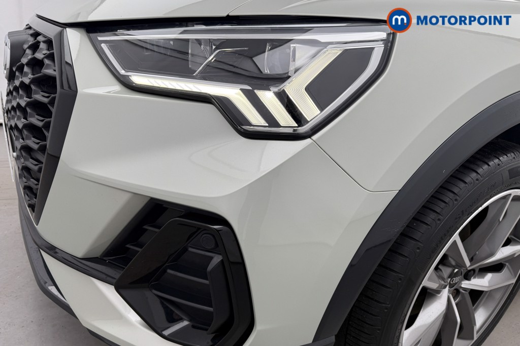 Audi Q3 Black Edition Automatic Petrol SUV - Stock Number (1601092) - 29th supplementary image