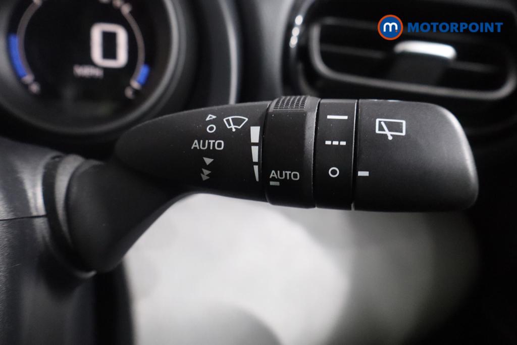 Toyota Yaris Cross Icon Automatic Petrol-Electric Hybrid Estate - Stock Number (1601672) - 9th supplementary image