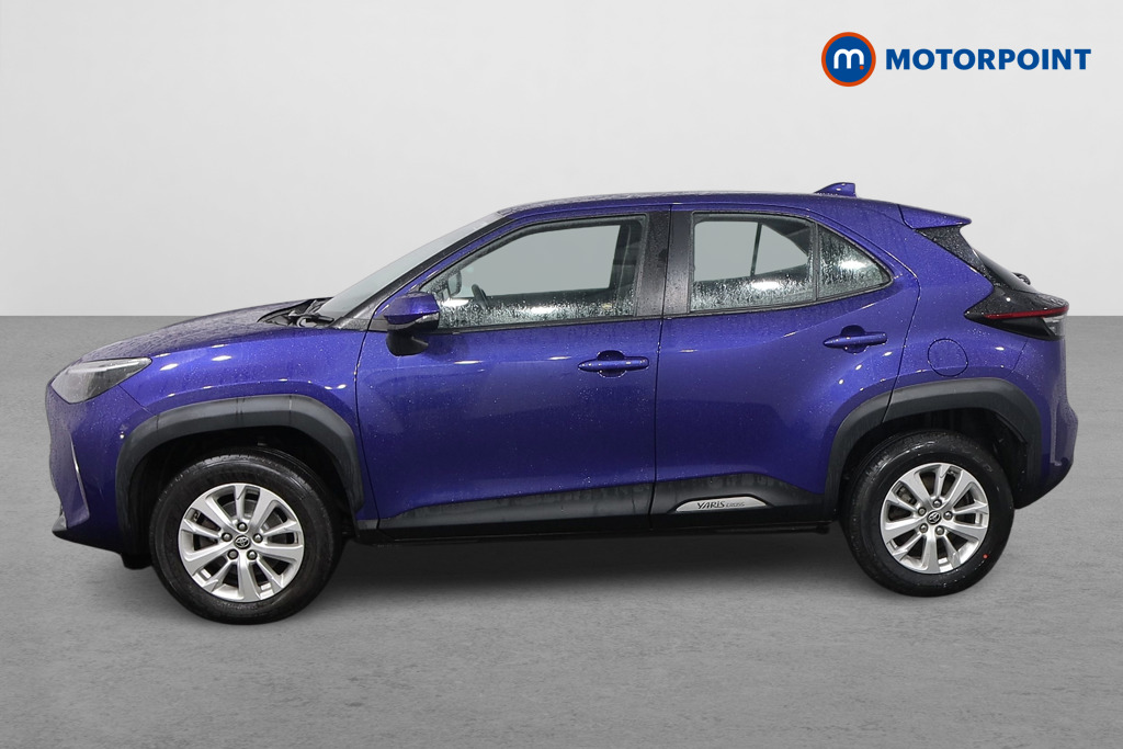 Toyota Yaris Cross Icon Automatic Petrol-Electric Hybrid Estate - Stock Number (1601672) - Passenger side