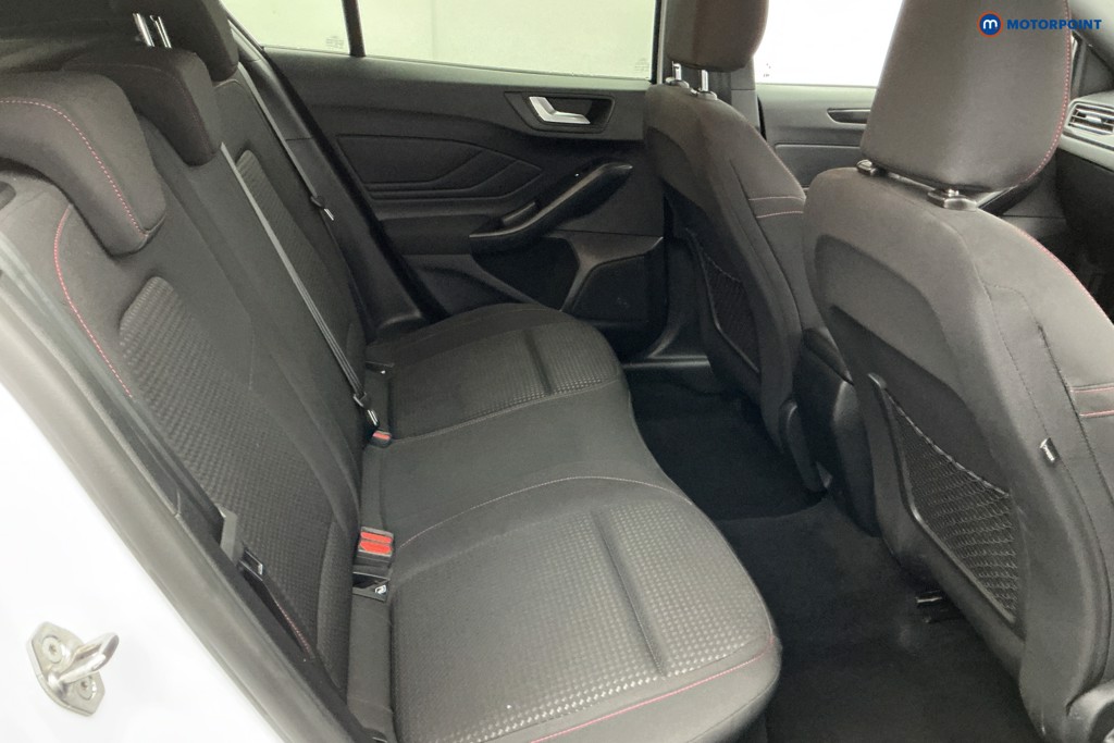 Ford Focus St-Line Edition Manual Petrol Hatchback - Stock Number (1602641) - 5th supplementary image