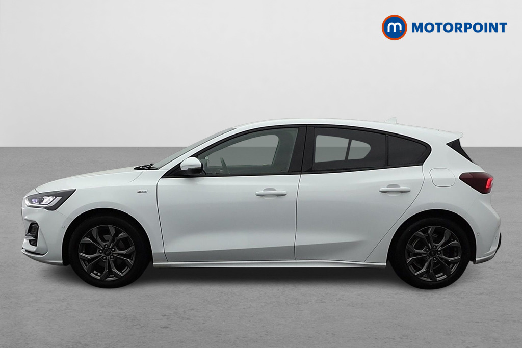 Ford Focus St-Line Edition Manual Petrol Hatchback - Stock Number (1602641) - Passenger side