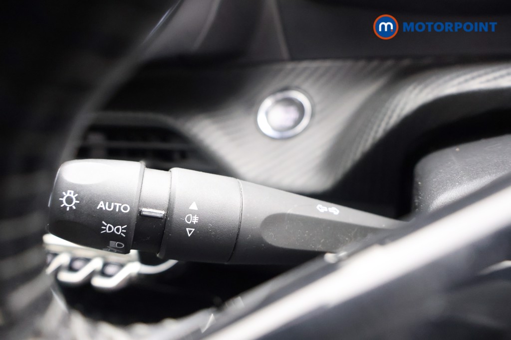 Peugeot 208 Allure Manual Petrol Hatchback - Stock Number (1603779) - 5th supplementary image
