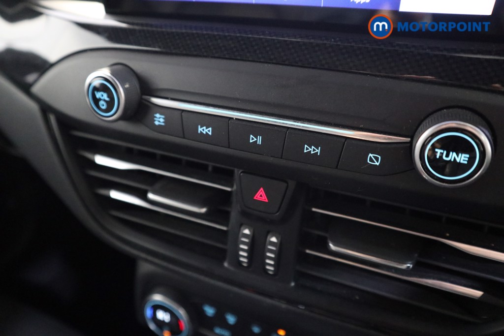 Ford Focus St-Line X Edition Manual Petrol Hatchback - Stock Number (1604316) - 7th supplementary image