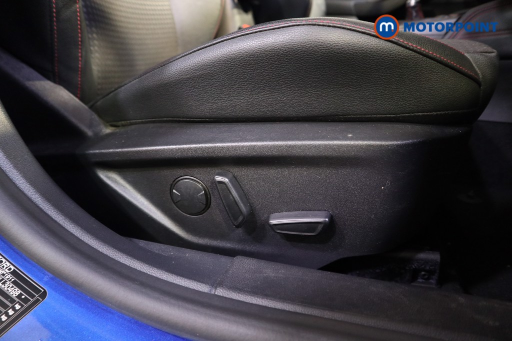 Ford Focus St-Line X Edition Manual Petrol Hatchback - Stock Number (1604316) - 15th supplementary image