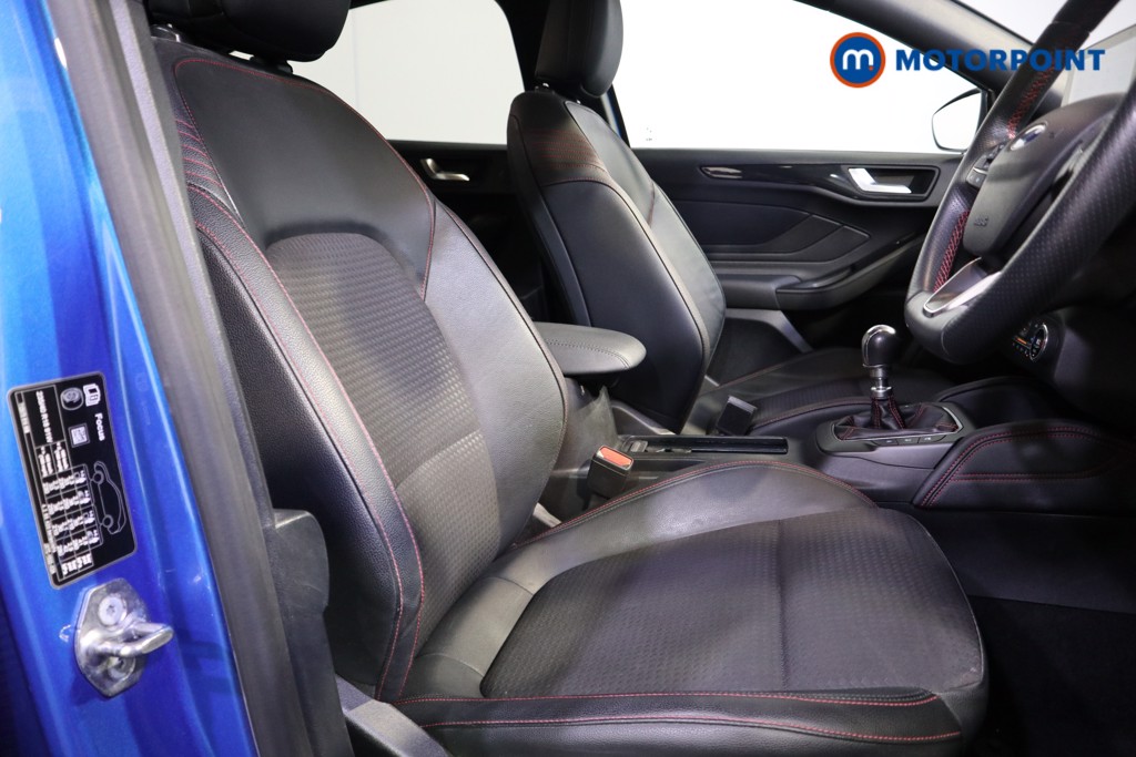 Ford Focus St-Line X Edition Manual Petrol Hatchback - Stock Number (1604316) - 16th supplementary image