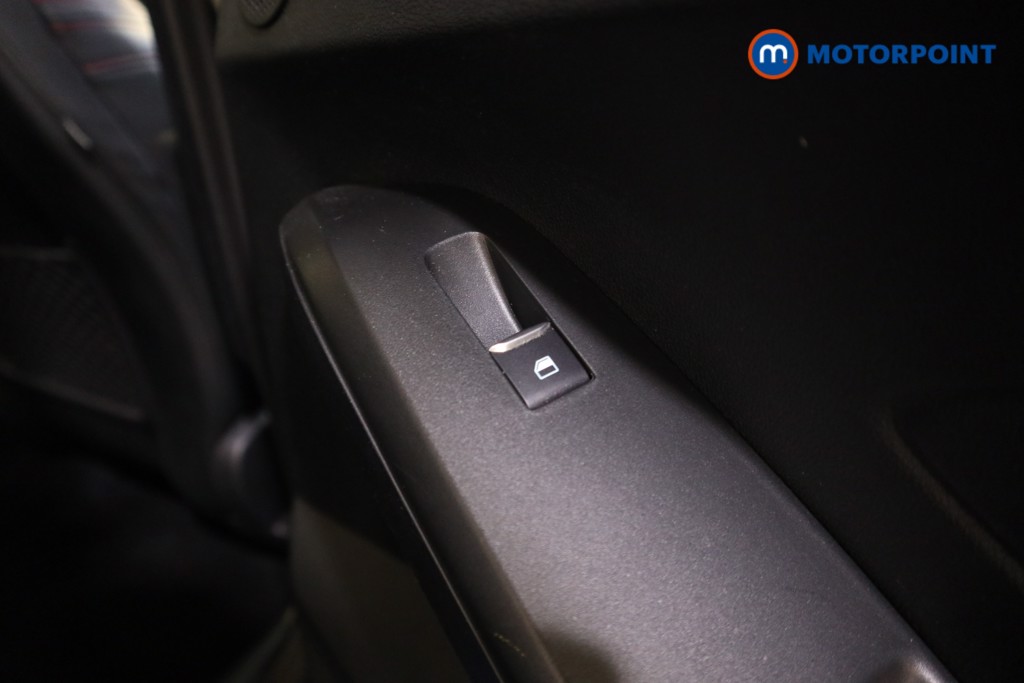 Ford Focus St-Line X Edition Manual Petrol Hatchback - Stock Number (1604316) - 19th supplementary image