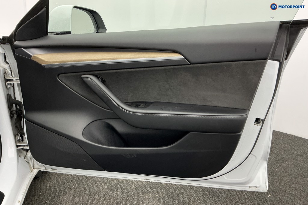 Tesla Model 3 Long Range Automatic Electric Saloon - Stock Number (1604869) - 22nd supplementary image