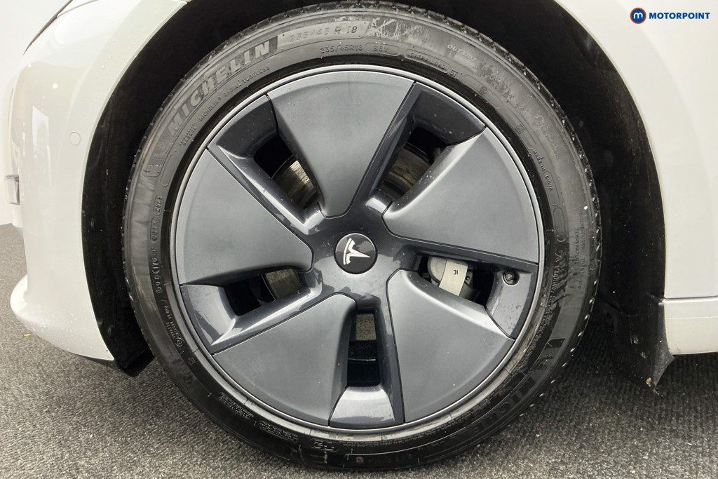 Tesla Model 3 Long Range Automatic Electric Saloon - Stock Number (1604869) - 33rd supplementary image