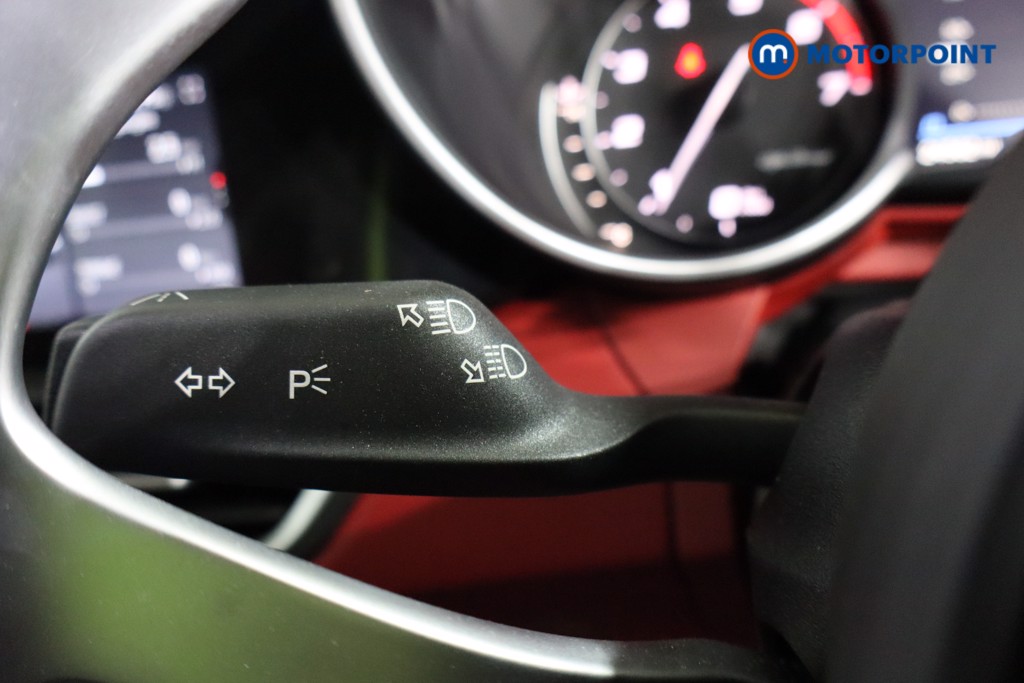 Alfa Romeo Giulia Veloce Automatic Petrol Saloon - Stock Number (1604938) - 14th supplementary image
