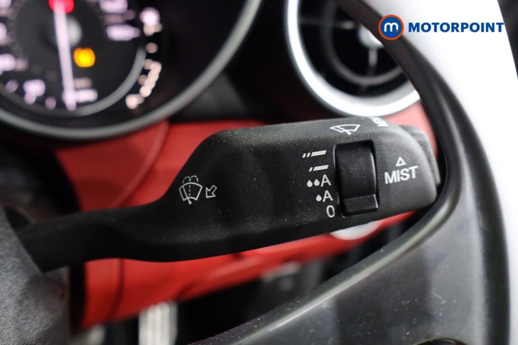 Alfa Romeo Giulia Veloce Automatic Petrol Saloon - Stock Number (1604938) - 15th supplementary image