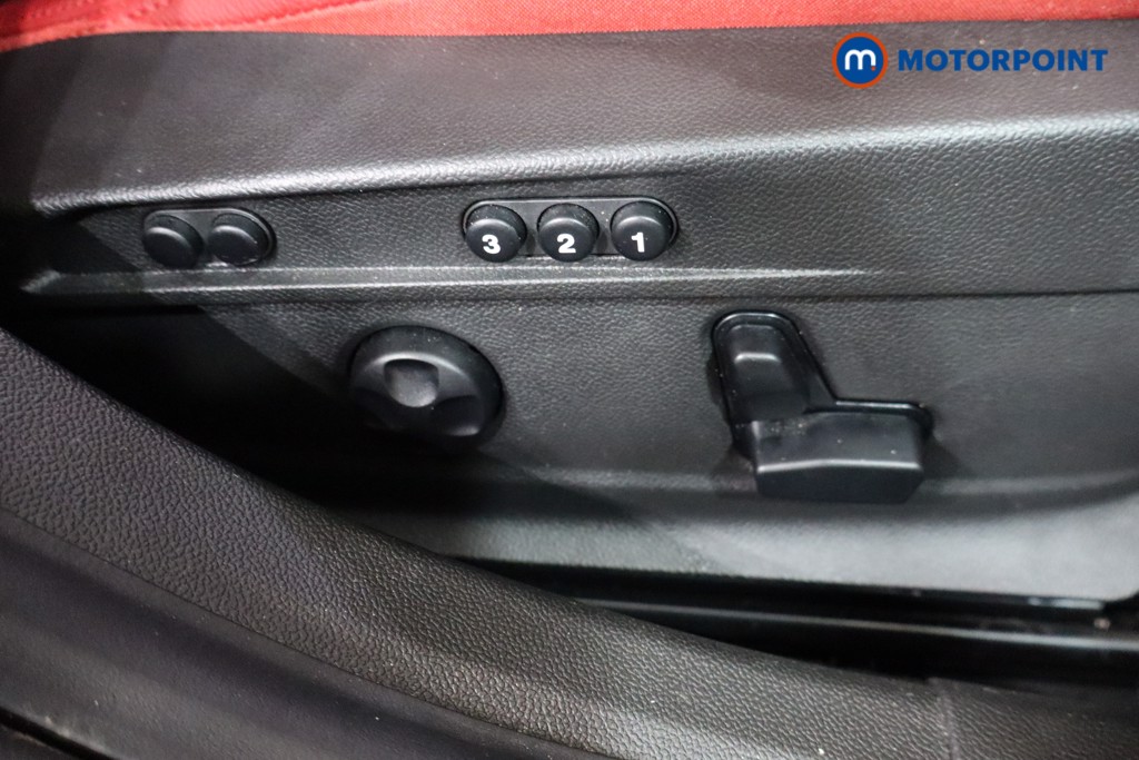 Alfa Romeo Giulia Veloce Automatic Petrol Saloon - Stock Number (1604938) - 19th supplementary image
