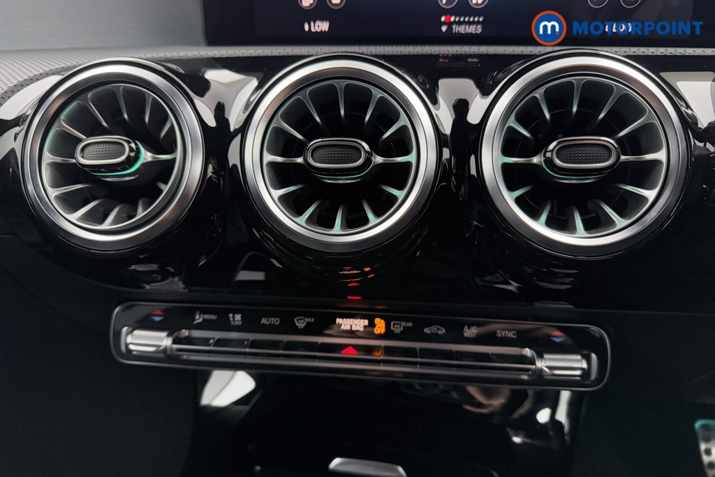 Mercedes-Benz CLA Amg Line Automatic Diesel Estate - Stock Number (1605493) - 14th supplementary image