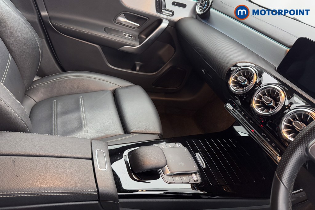 Mercedes-Benz CLA Amg Line Automatic Diesel Estate - Stock Number (1605493) - 18th supplementary image