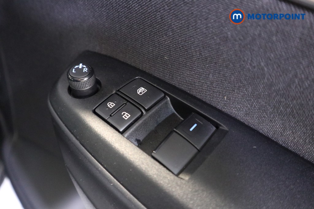 Toyota Yaris Icon Automatic Petrol-Electric Hybrid Hatchback - Stock Number (1605504) - 11th supplementary image