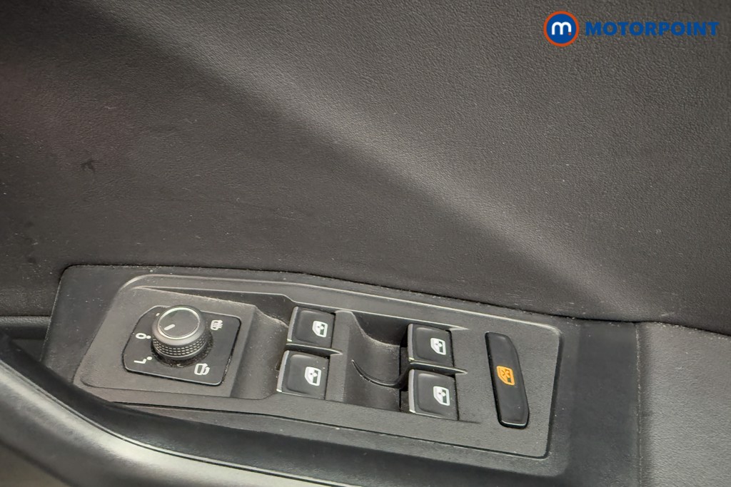 Volkswagen T-Roc R-Line Automatic Petrol SUV - Stock Number (1605570) - 20th supplementary image