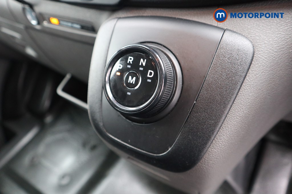 Ford Transit Limited Automatic Diesel Medium Roof Van - Stock Number (1605812) - 12th supplementary image