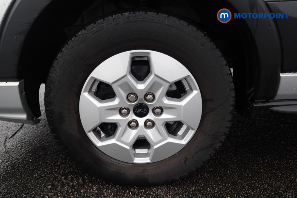 Ford Transit Limited Automatic Diesel Medium Roof Van - Stock Number (1605812) - 20th supplementary image