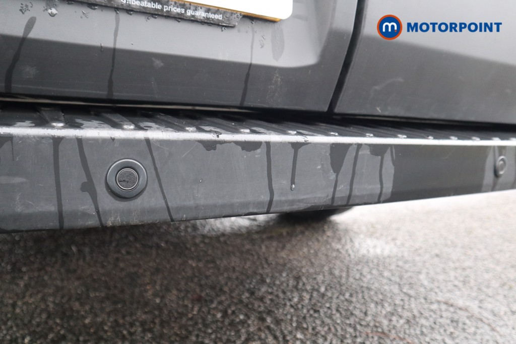 Ford Transit Limited Automatic Diesel Medium Roof Van - Stock Number (1605812) - 22nd supplementary image