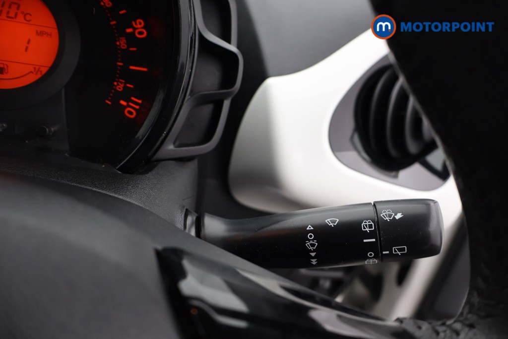 Toyota Aygo X-Pression Manual Petrol Hatchback - Stock Number (1606458) - 6th supplementary image